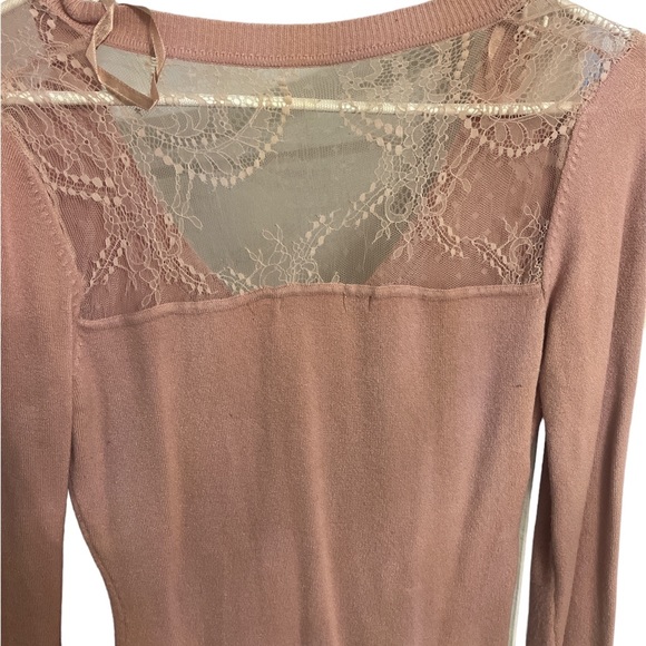 SALE! URBAN BEHAVIOUR V NECK SWEATER ๐ฅ๐ฅ๐ฅ - Picture 8 of 9